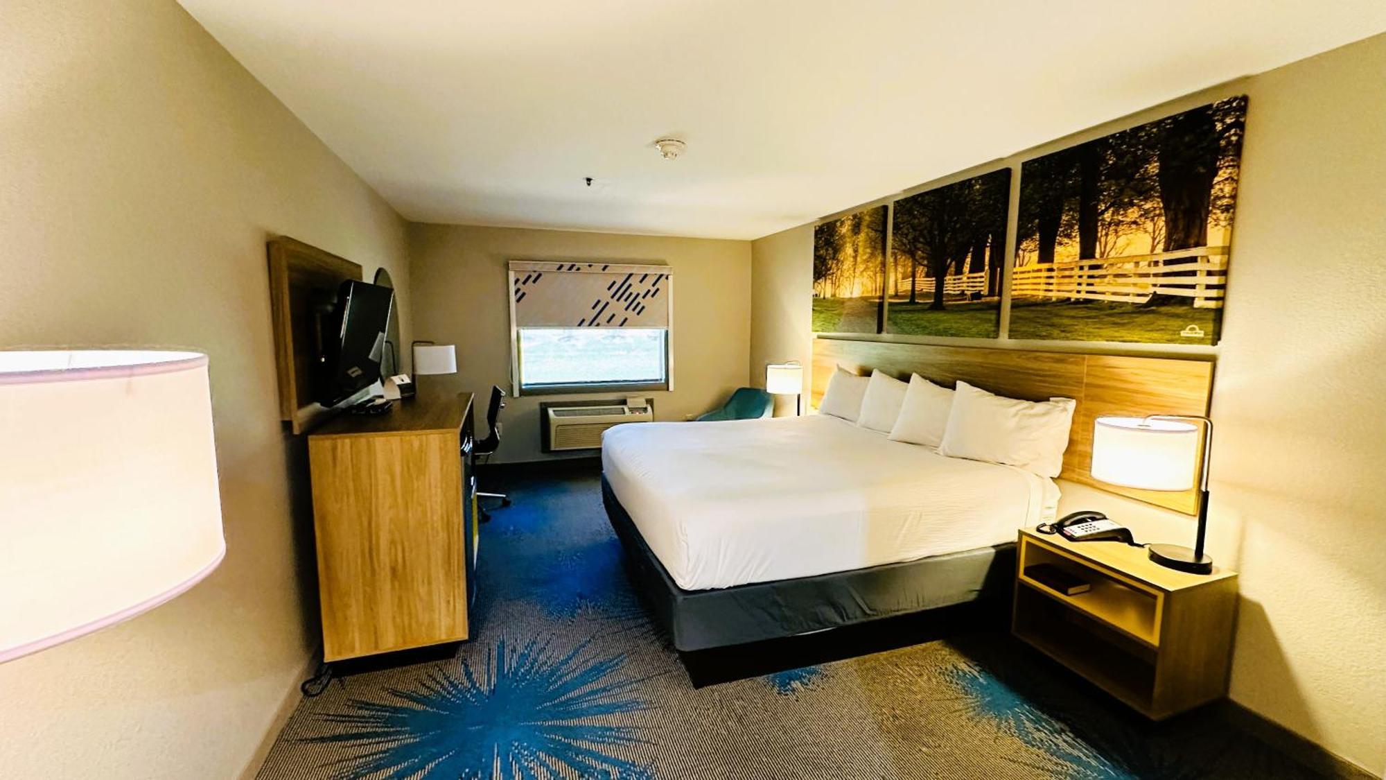 Days Inn & Suites By Wyndham Wynne Kültér fotó